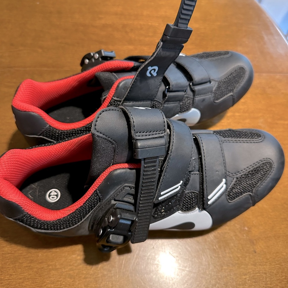 Peleton Cycling Shoes for Peleton Bike Size 40 (US Women’s 9)